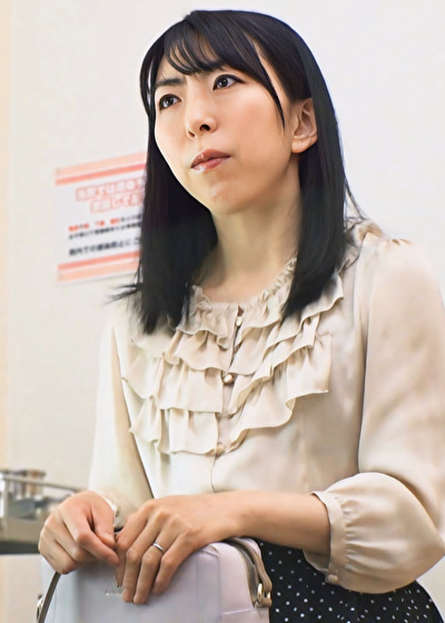 熟女患者を昏〇診察 ~とある病院で行われている卑猥な悪徳診療の一部始終~490086