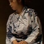 戦火の日本で散って行く男達を慰める巨乳女将の官能ドラマ！h_1724p023g00002