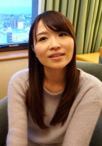 他人棒を求めてやってきた奥様は、旦那とのSEXの相性に不満を漏らしその場限りの不倫SEXを愉しむ不貞妻！お仕置きの言葉に目を輝かせる！！h_1724m578g00012