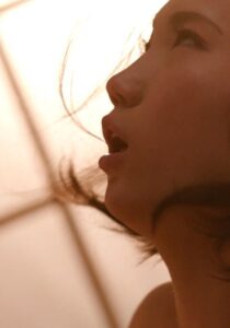 突然の訪問者！台所で縛られイラマチオ！変態覚醒のSMプレイに陶酔する若妻！？h_1724m590g00008