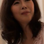 息子に性欲剤を飲ませ襲いかかる母！？ちょっとまって母さん…チ〇ポを貪り股間を顔面に押し付ける変態母さん！h_1724m695g00006