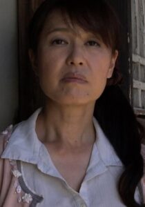 夫とのSEXの翌朝は必ず息子に抱かれるダメな淫欲母！h_1724m769g00010