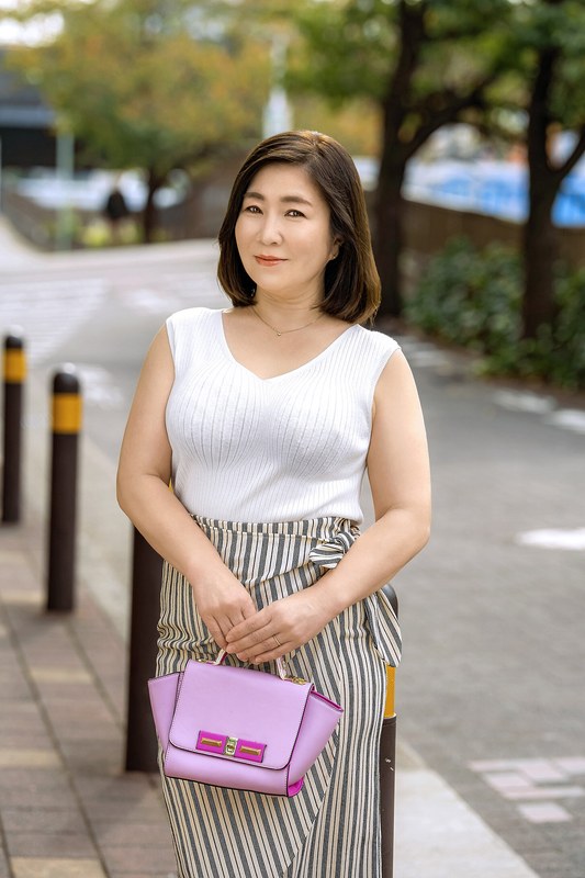 夫の同僚のデカチンが忘れられなくて…石川芙美乃h_1600ukh00040