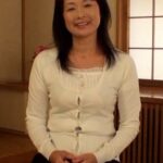 初めて見たAVの興奮と感激が忘れられず自分もこんなに他人を興奮させられるAVに出てみたい！と応募してきた黒髪五十路熟女の初撮り破廉恥SEX！h_1724a108g00017