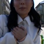 地味な雰囲気とは裏腹にちょい垂れ美巨乳の大人しく真面目な熟女！初めて味わう強烈な快感に生々しい情熱的な性欲溢れるSEX！h_1724h088g00001