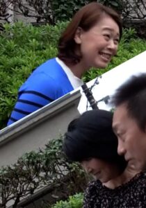 ふた組の熟年夫婦、それぞれの愛の形！スケベでお盛んな男女の淫靡な物語。