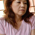 あの夜の出来事！母のお風呂を覗き性欲が爆発する長男と熟女母が理性と欲望のはざまで禁忌に堕ちる変態SEX。528991