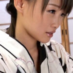 母と水入らずの温泉旅行･･･。ずっと秘めていた思いを母へ打ち明け見つめあうふたりは･･･。愛する愚息の肉棒に翻弄されイキまくる美魔女母！528759