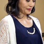 熟母との水入らずの温泉旅館で絡みつく舌と舌！五十路熟母と貪る肉欲SEX！529015