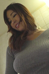 色気ムンムンの爆乳美女と真っ昼間からSEX三昧529541