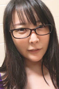 従順xドMx爆乳の地味系彼女が可愛すぎ！529547