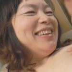 若い男のチ◯ポを夢中で貪る、もち肌巨乳熟女529555