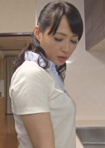 「こんなオチ◯チン大きくしちゃって･･･」綺麗な母のメスの顔529900