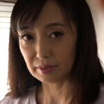 両親のSEXを見てしまった息子。母にしゃぶらせたチ○ポの味！