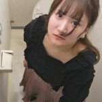トイレ修理業者の悪行！哀れカメラに気付いた巨乳ちゃんはガシマンされて潮を吹かされる