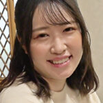 SNSの裏垢でオマ●コおっぴろげ写真を投稿していた保育士さんにSEX強要！豪華版472547