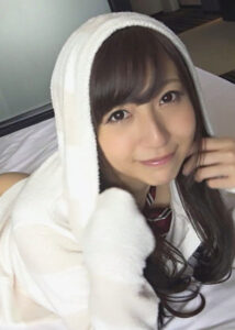 エッチ大好き！可愛すぎるツインテールJK