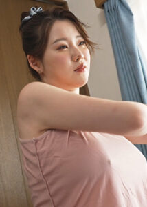 巨乳の姉がボクを無意識誘惑する、無防備パンチラ・胸チラ近親相姦