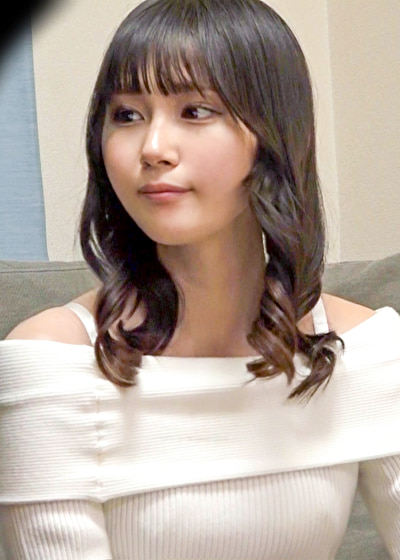 天然F乳レンタルビデオ店員【なのは（22）】2年間自慰のみご無沙汰マ●コはGスポ刺激に耐えられず大量潮吹きw初対面チ●ポ挿入にうっとり『イク／／／やばいやばい...』くびれ美BODYくねらせ絶頂濃厚ザーメン中出し！