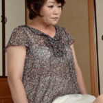 お母さんが教えてあげる！童貞の愛息と淫らな情事！545878